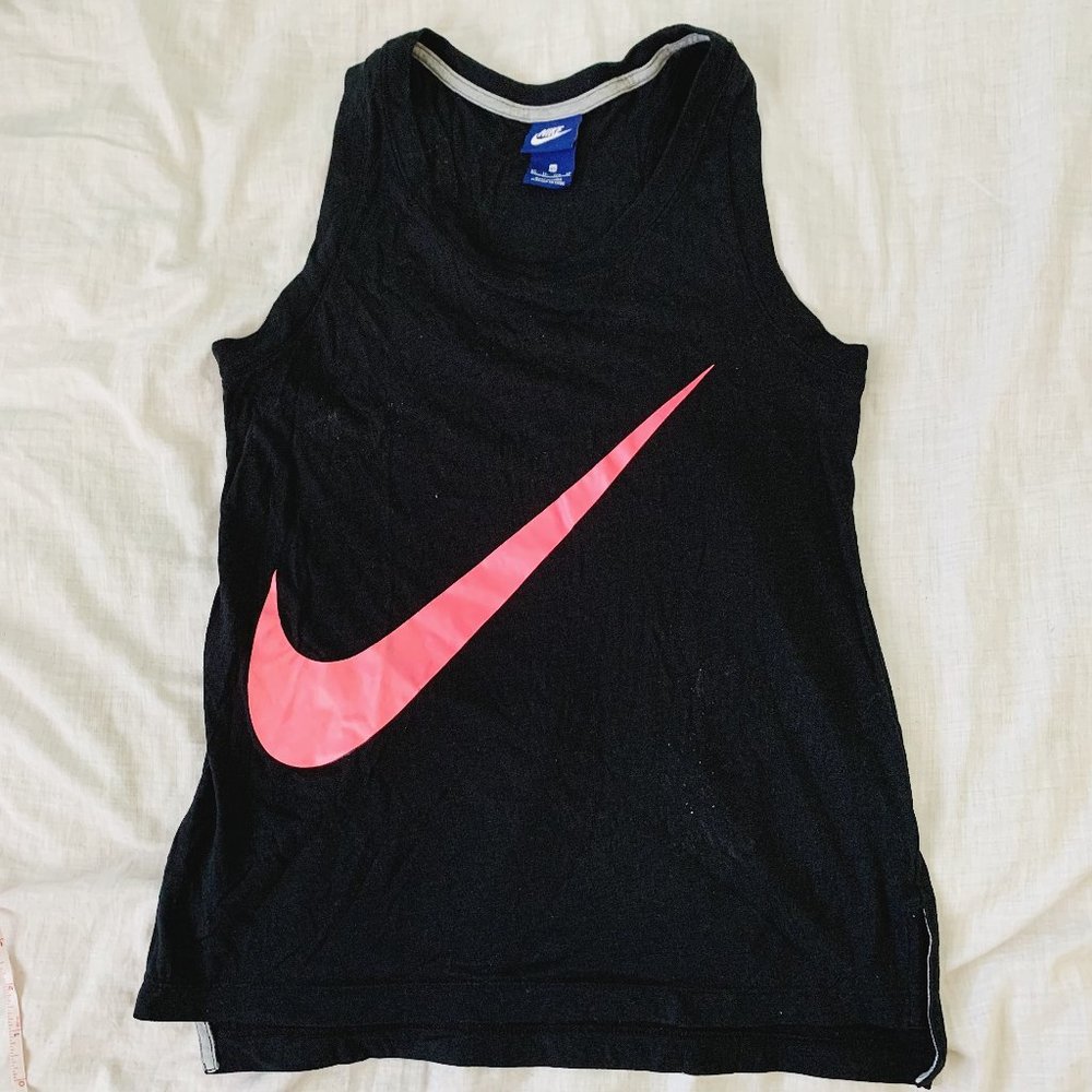 Nike Womens Tank Top Athletic Apparel Gym - Black